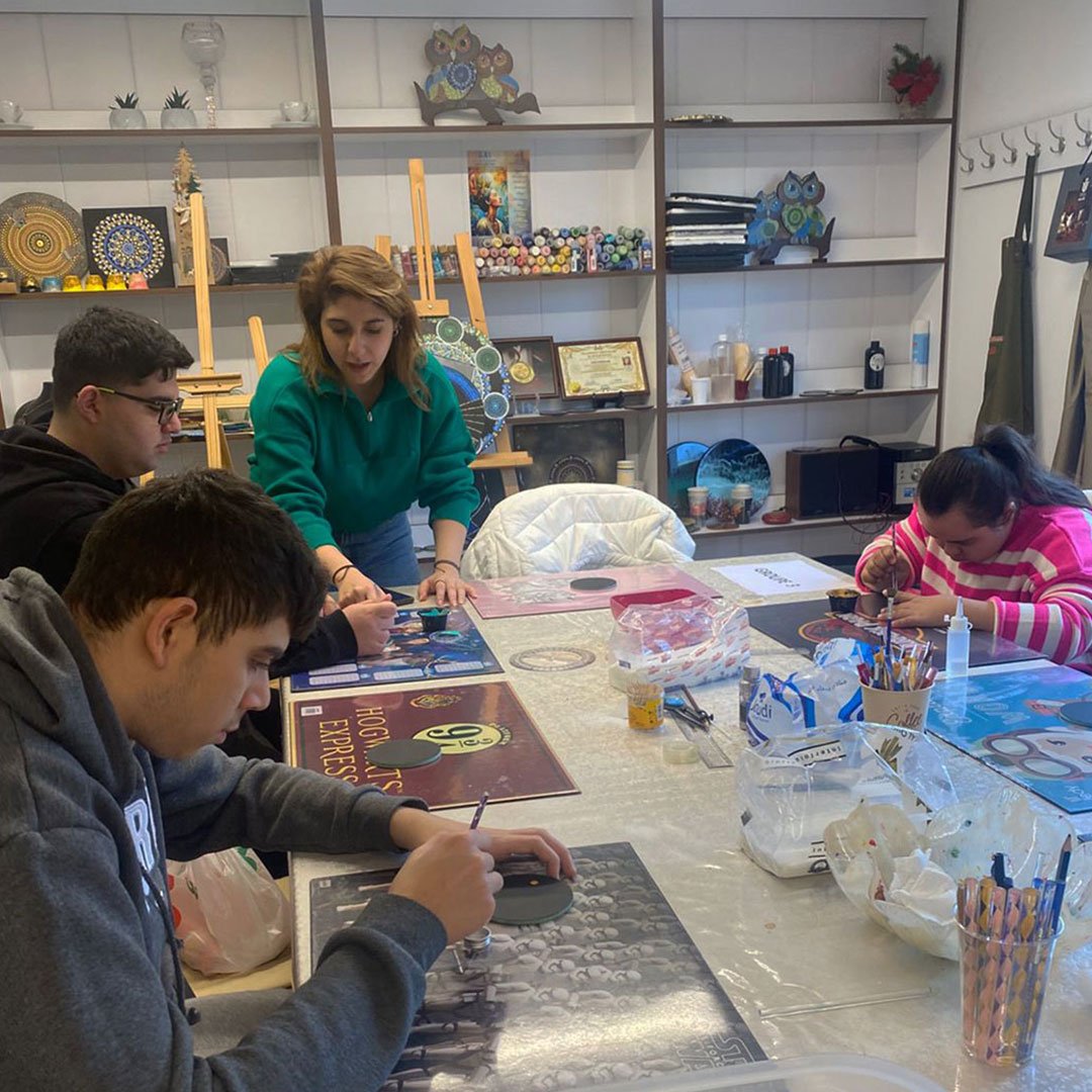 Art workshop photo 3