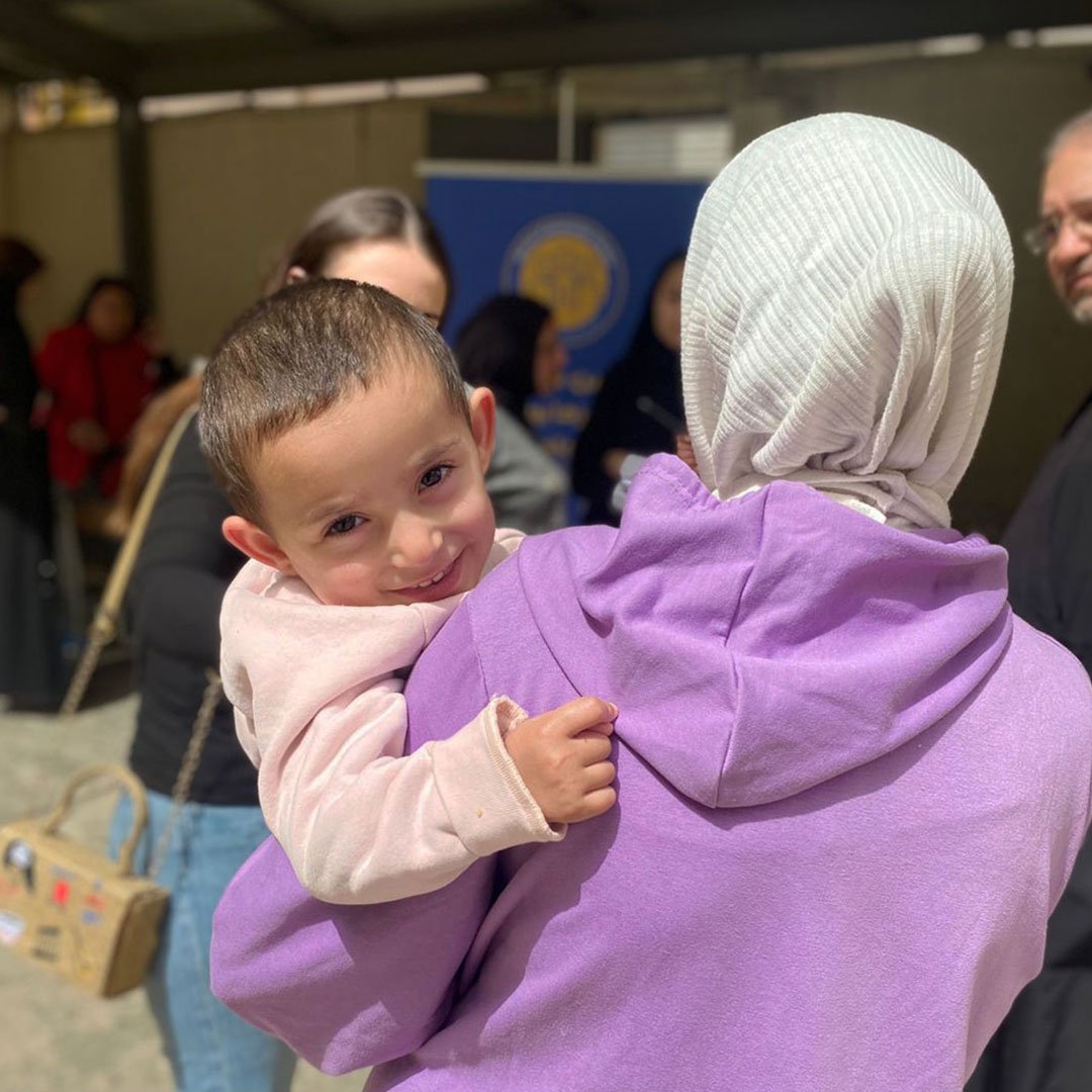 Beirut Community Center food parcel distribution at Furn El Chebbak - image 2